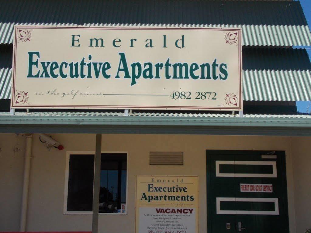 Emerald Executive Apartments Exterior photo